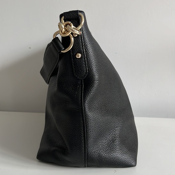 Perfect condition Kate Spade purse purchased from here (poshmark) - Picture 2 of 4